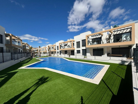 2-bedroom Apartment In Orihuela Costa, Spain (60 M²)