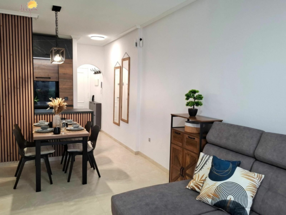2-bedroom Apartment In Torrevieja, Spain (65 M²)