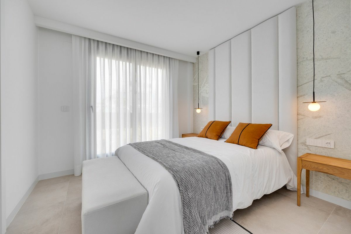 3-bedroom Villa In Mutxamel, Spain (124 M²)