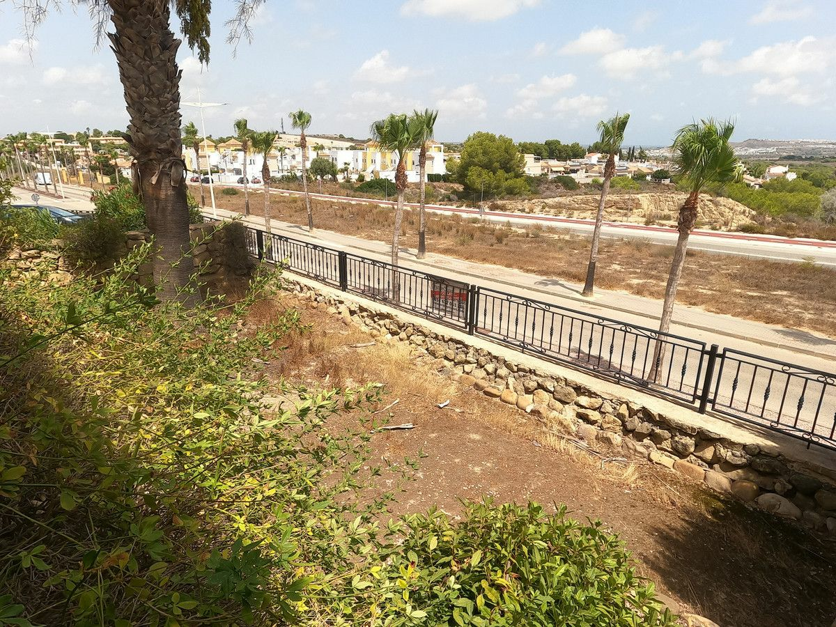 2-bedroom Apartment In Algorfa, Spain (70 M²)