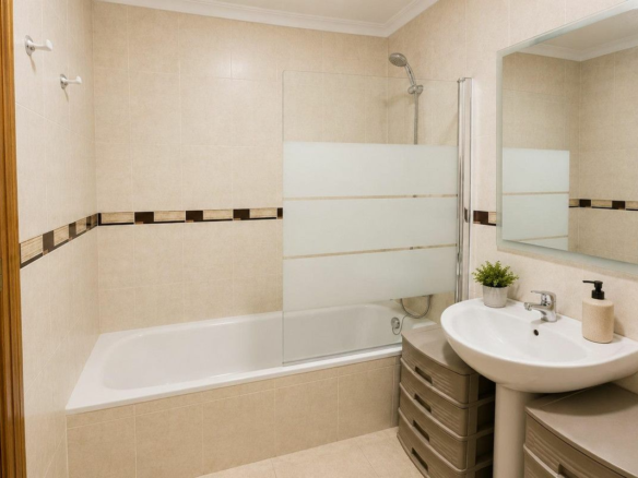 2-bedroom Villa In Orihuela Costa, Spain (82 M²)