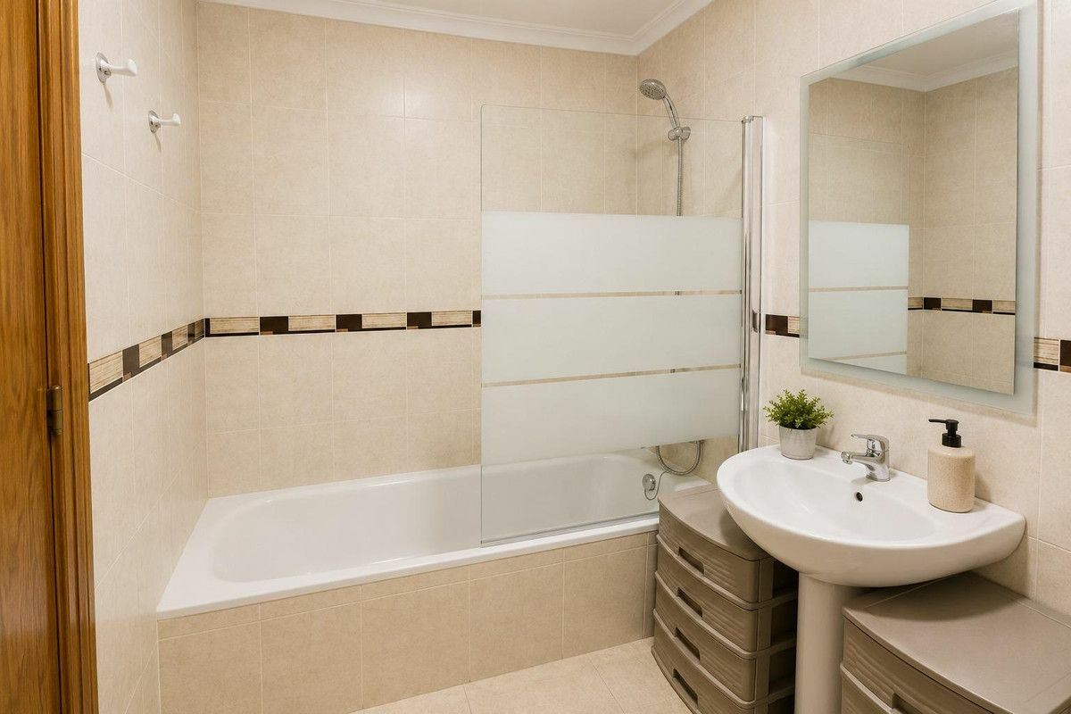 2-bedroom Villa In Orihuela Costa, Spain (82 M²)