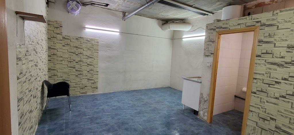 Commercial Unit In Alicante, Spain (84 M²)