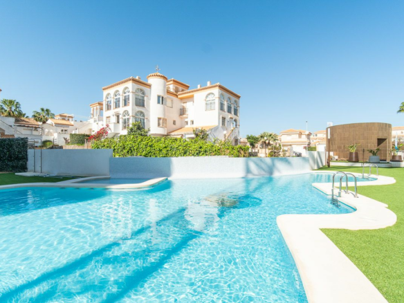 4-bedroom Apartment In Orihuela Costa, Spain (169 M²)