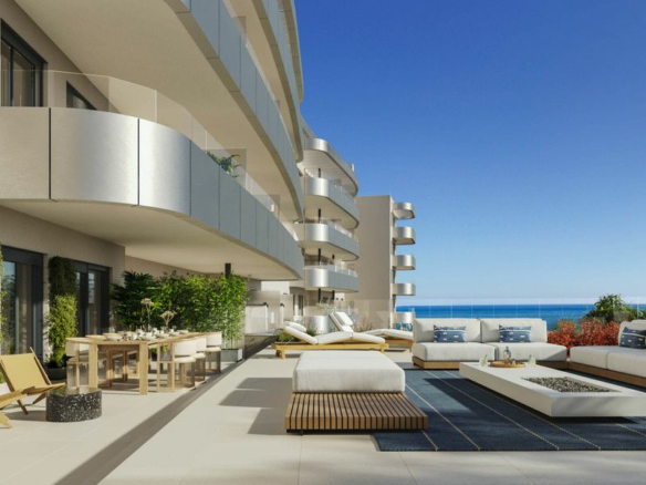 3-bedroom Apartment In Torremolinos, Spain (137 M²)