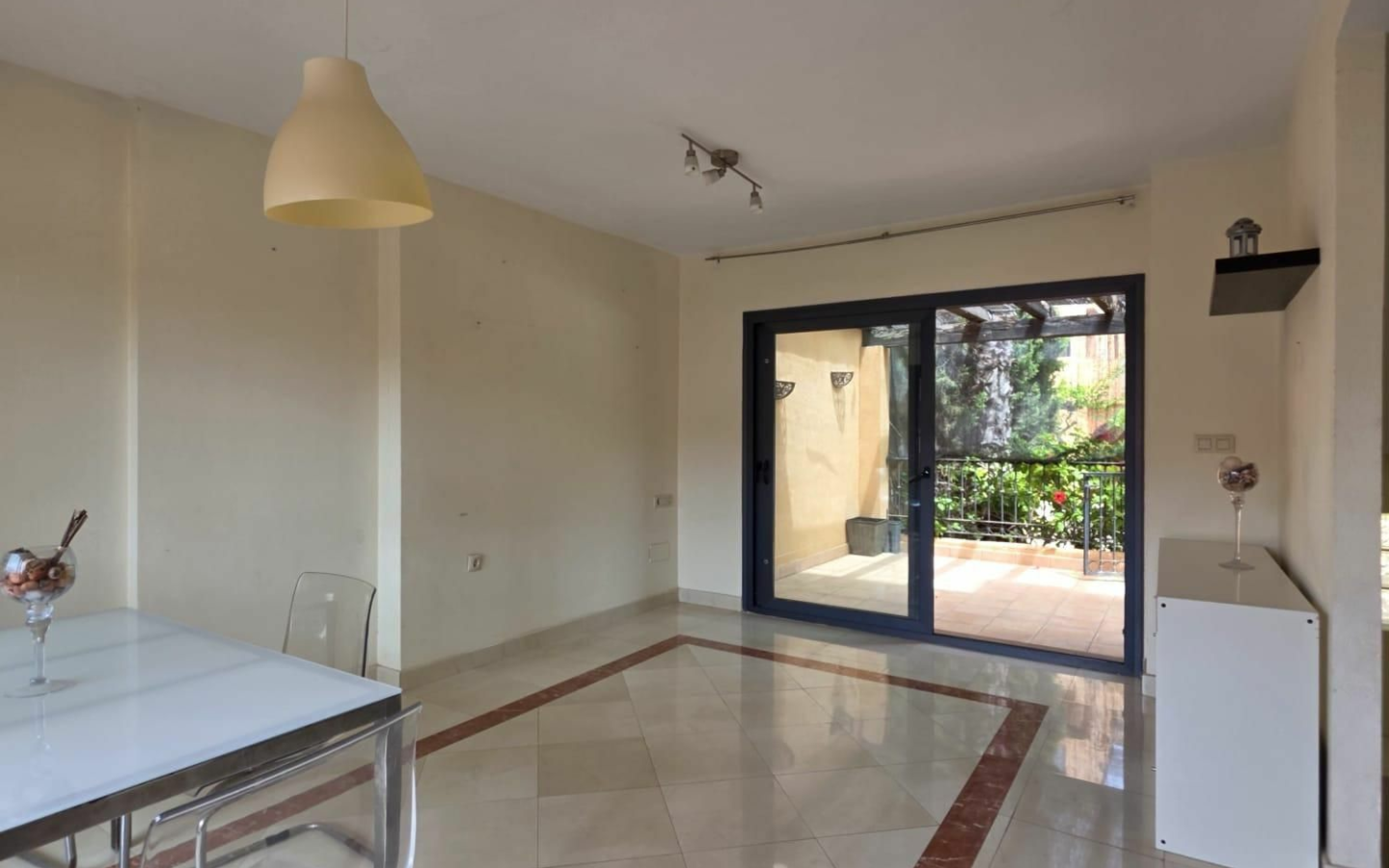 4-bedroom House In Orihuela Costa, Spain (125 M²)