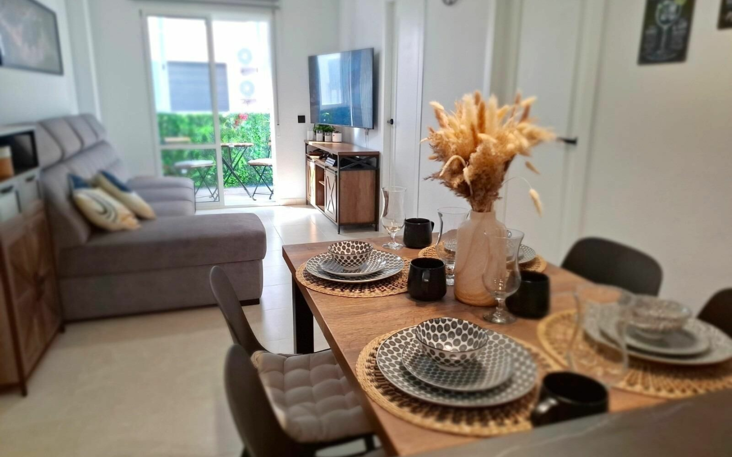 2-bedroom Apartment In Torrevieja, Spain (65 M²)