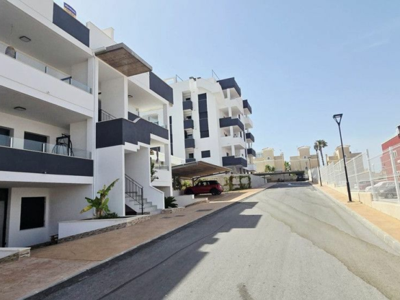 2-bedroom Apartment In Torrevieja, Spain (84 M²)