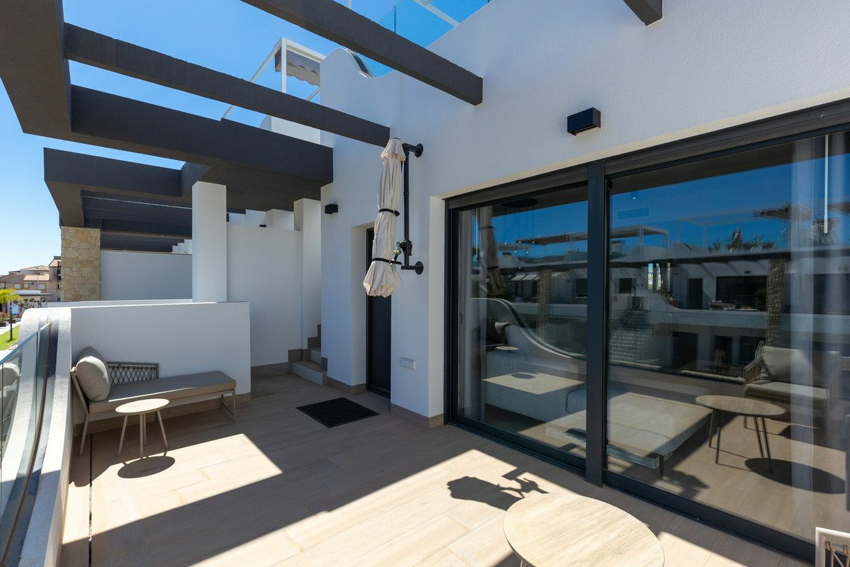 2-bedroom Apartment In Orihuela Costa, Spain (72 M²)