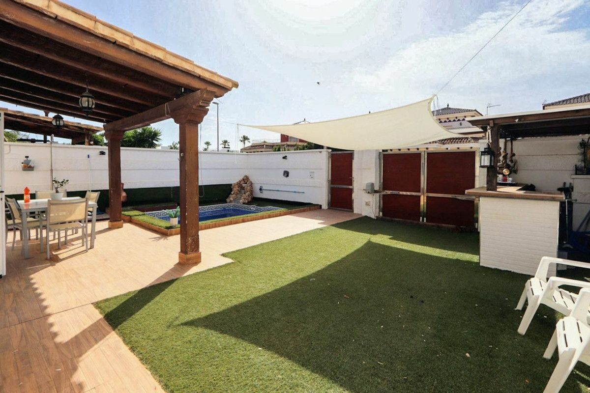 4-bedroom Villa In Sucina, Spain (85 M²)