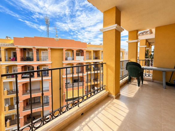 2-bedroom Apartment In Torrevieja, Spain (58 M²)
