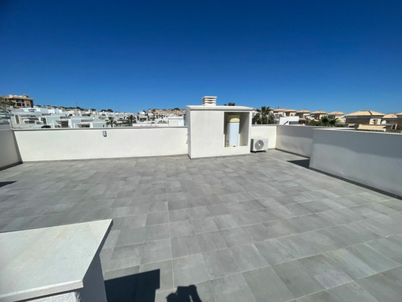 2-bedroom Apartment In Orihuela Costa, Spain (60 M²)