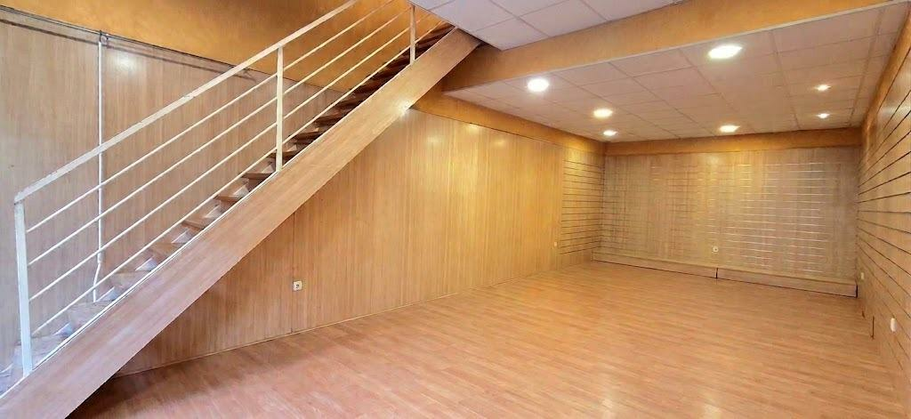Commercial Unit In Alicante, Spain (84 M²)