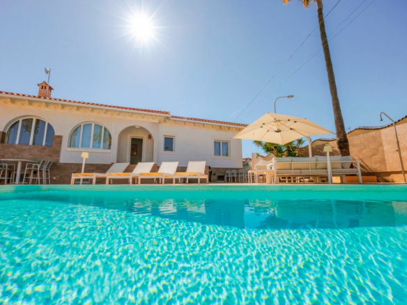 5-bedroom Villa In Rojales, Spain (307 M²)