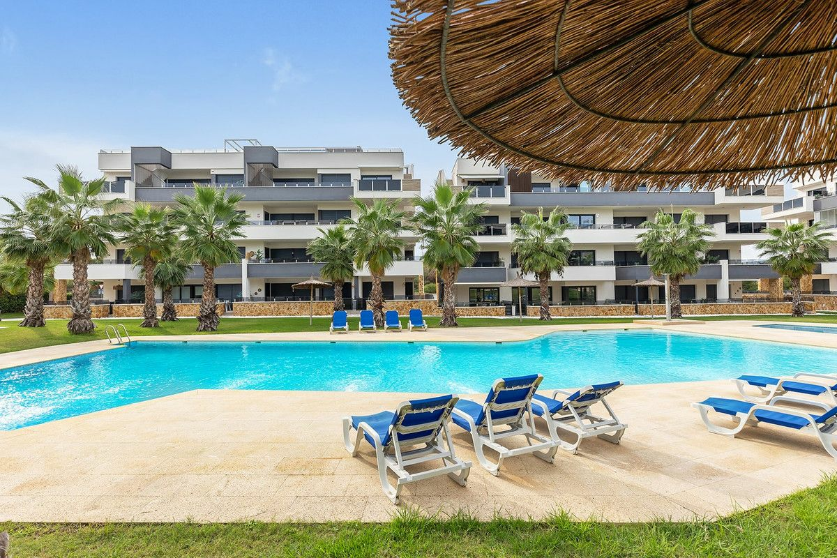 2-bedroom Apartment In Orihuela, Spain (84 M²)