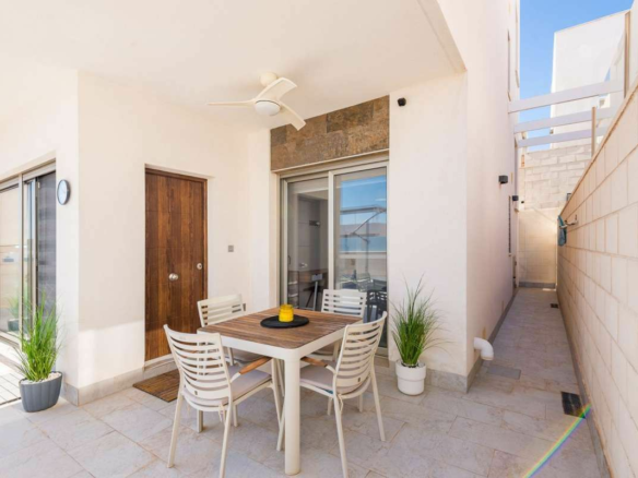 3-bedroom Villa In Torrevieja, Spain (115 M²)