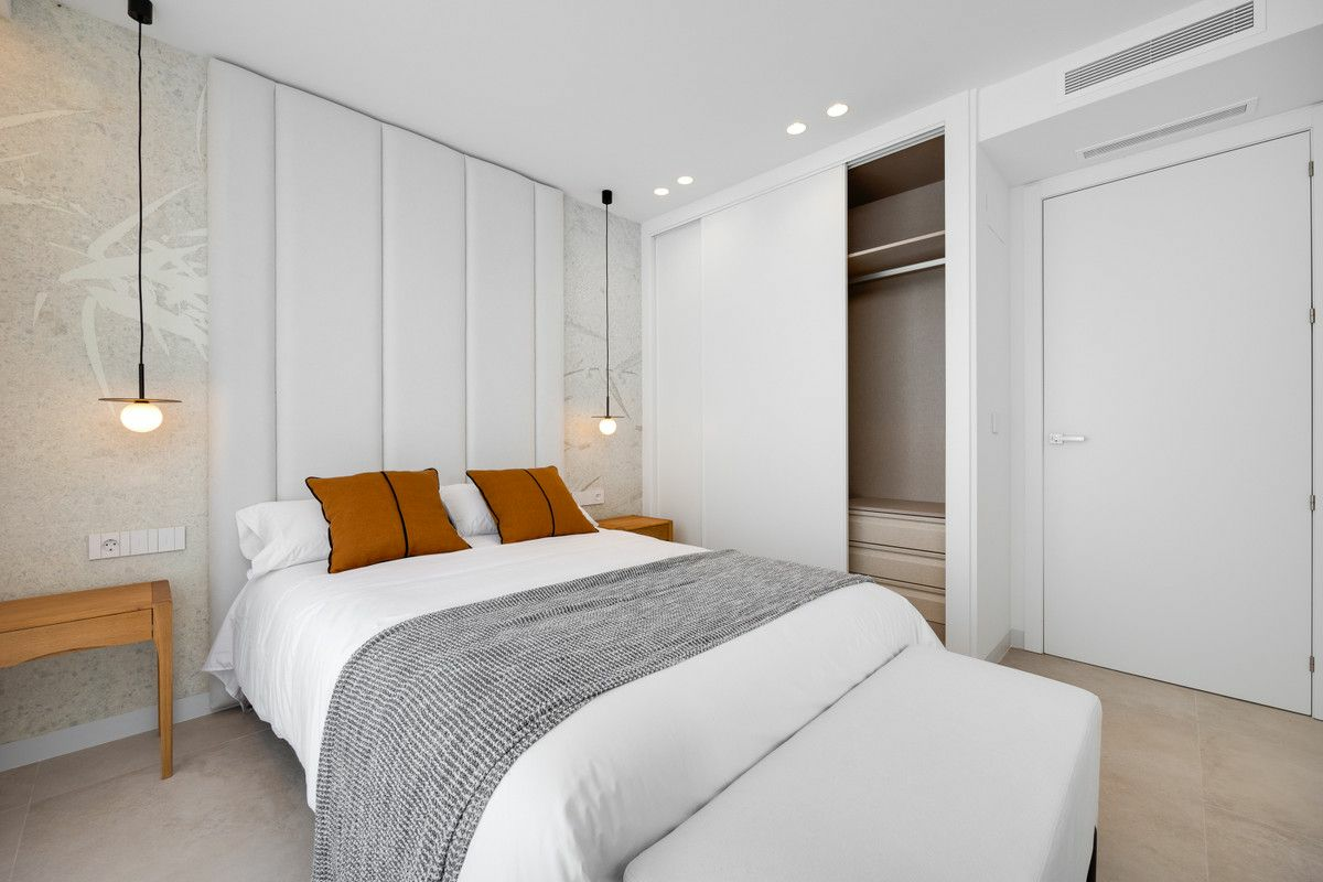 3-bedroom Villa In Mutxamel, Spain (124 M²)