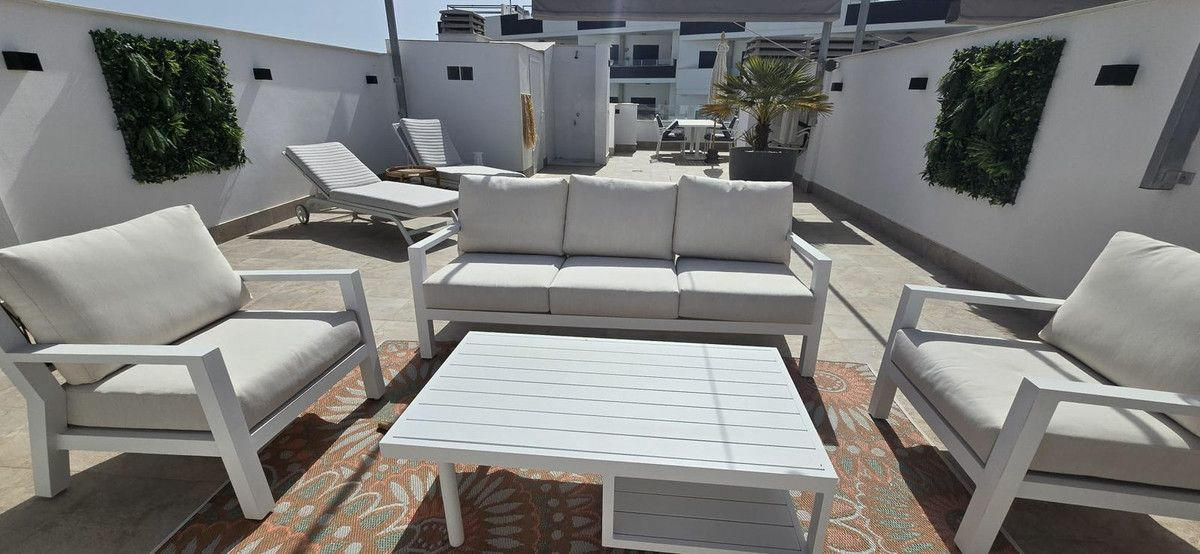 2-bedroom Apartment In Torrevieja, Spain (84 M²)