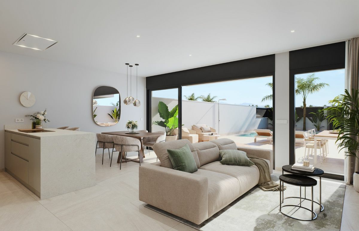 4-bedroom Villa In San Pedro Del Pinatar, Spain (210 M²)