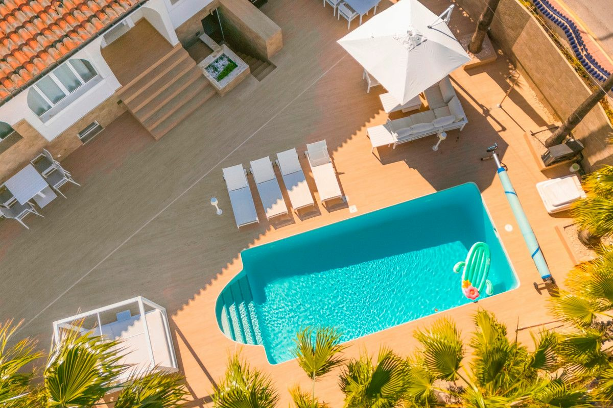 5-bedroom Villa In Rojales, Spain (307 M²)