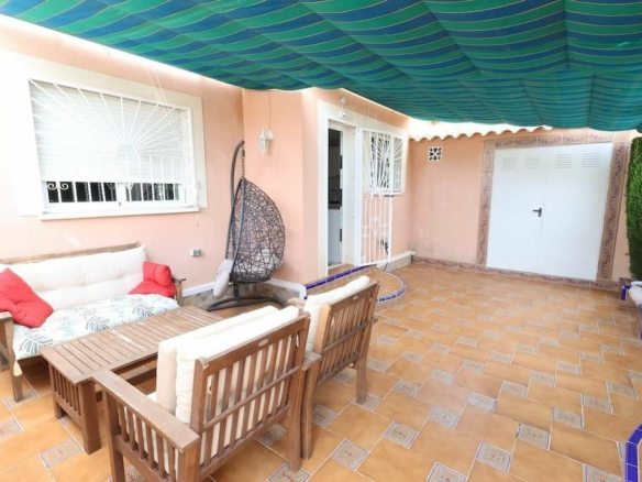 3-bedroom House In Rojales, Spain (139 M²)