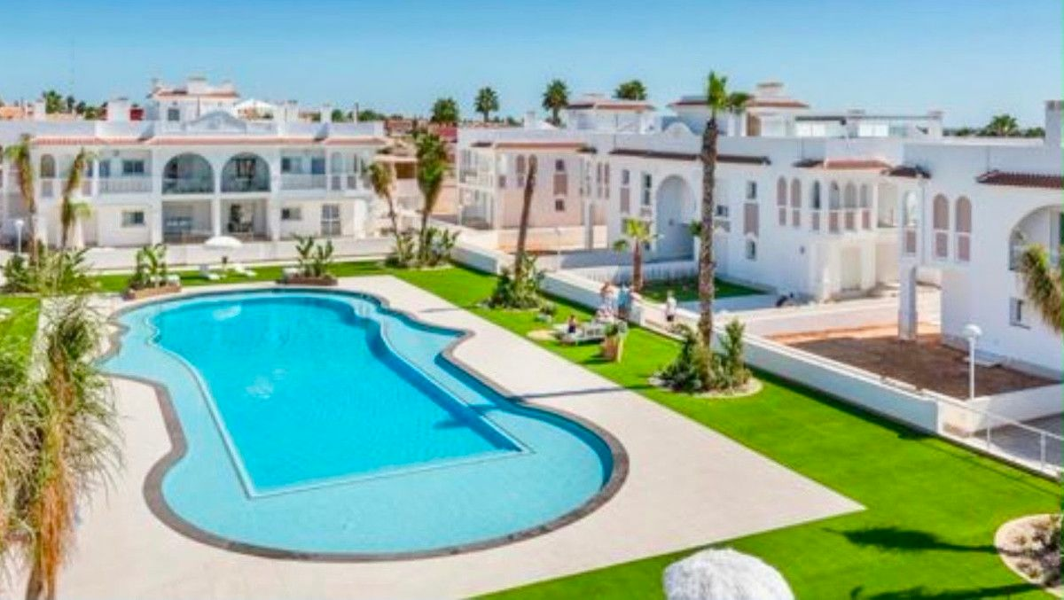 3-bedroom Villa In Rojales, Spain (95 M²)