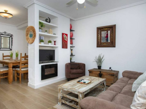 3-bedroom Apartment In Orihuela Costa, Spain (122 M²)