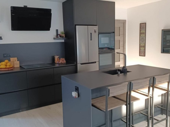 3-bedroom Apartment In Pilar De La Horadada, Spain (82 M²)