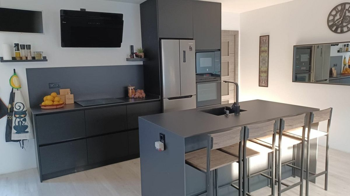 3-bedroom Apartment In Pilar De La Horadada, Spain (82 M²)