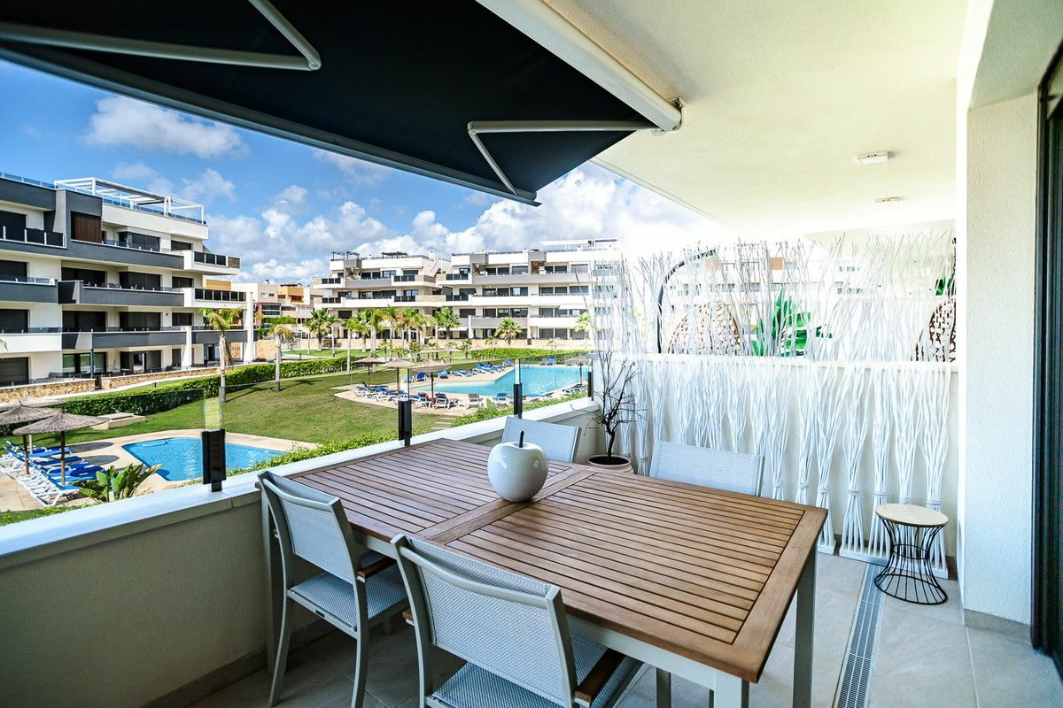 2-bedroom Apartment In Orihuela Costa, Spain (75 M²)