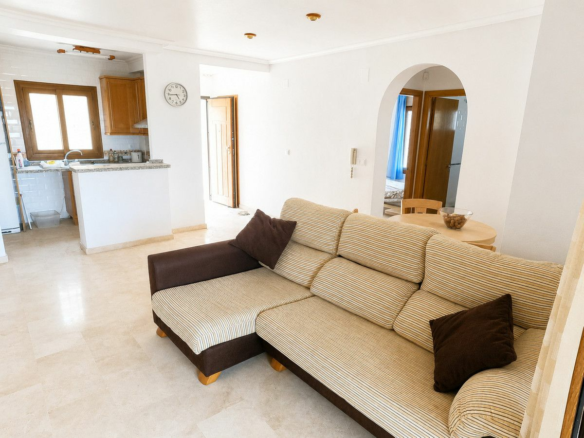 2-bedroom Apartment In Algorfa, Spain (70 M²)