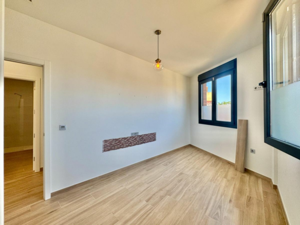 2-bedroom Apartment In Santiago De La Ribera, Spain (75 M²)