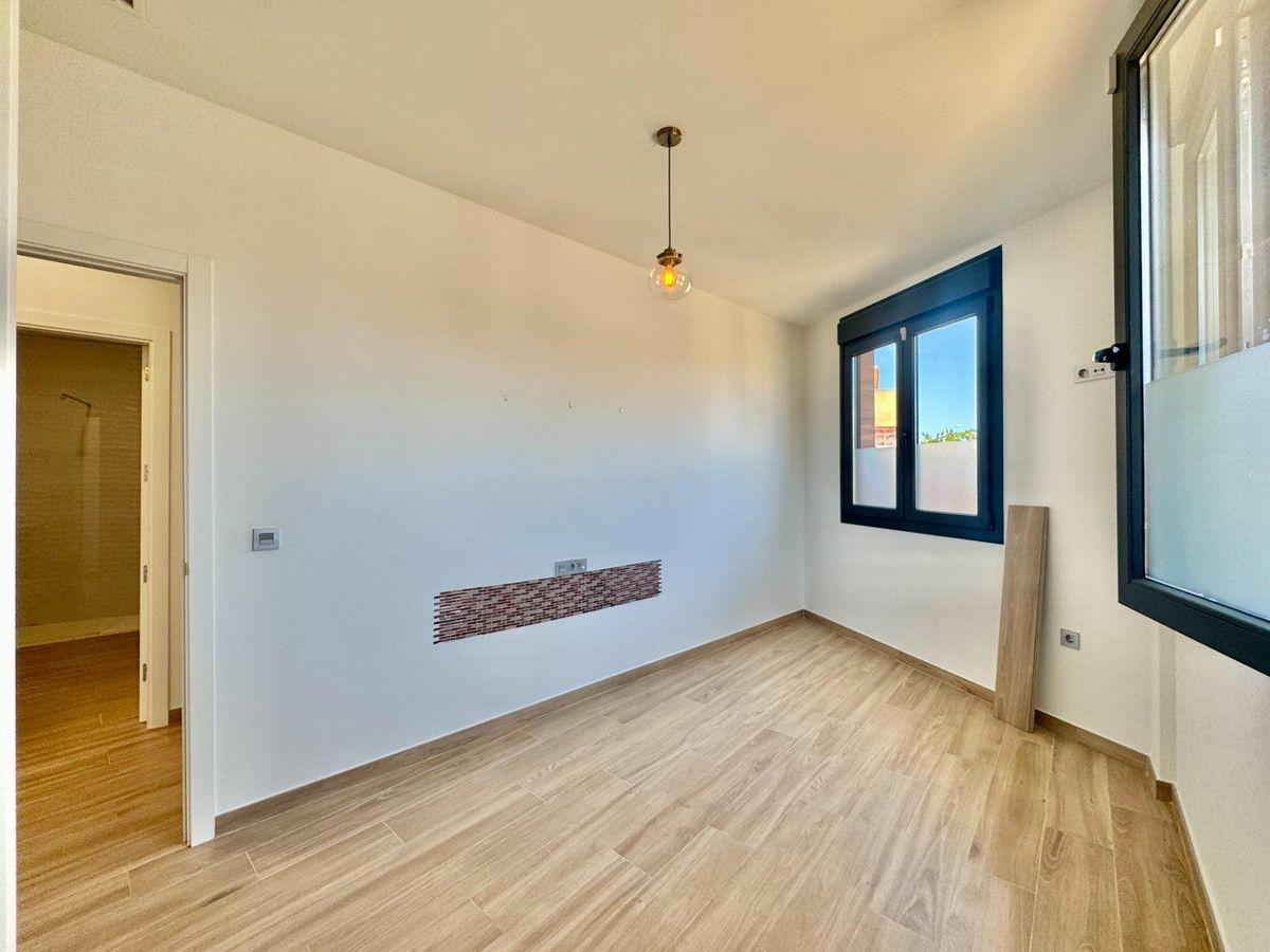 2-bedroom Apartment In Santiago De La Ribera, Spain (75 M²)