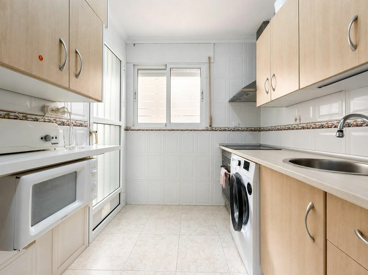 2-bedroom Apartment In Orihuela Costa, Spain (72 M²)