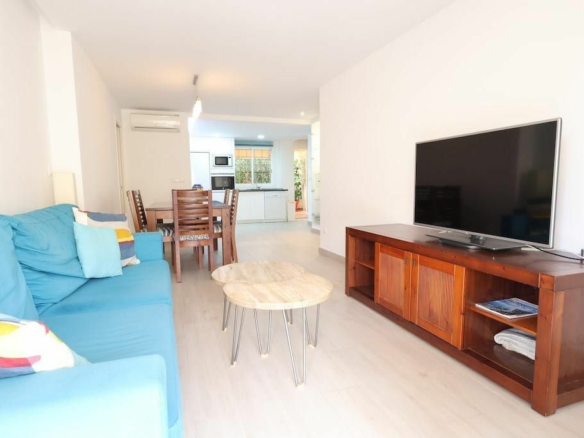 3-bedroom Apartment In Orihuela Costa, Spain (101 M²)