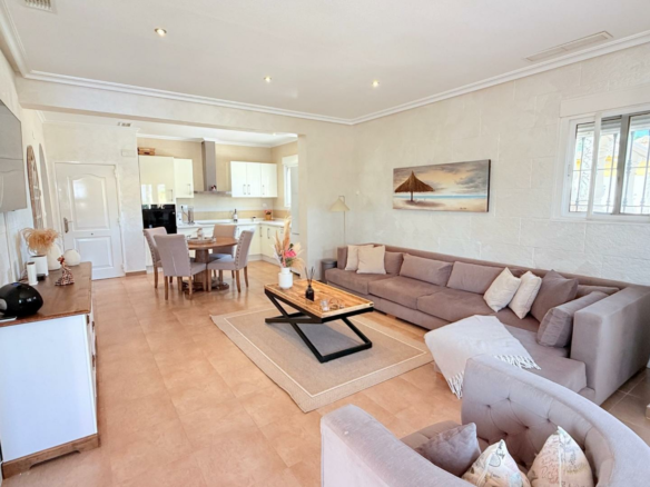 3-bedroom Villa In Catral, Spain (139 M²)