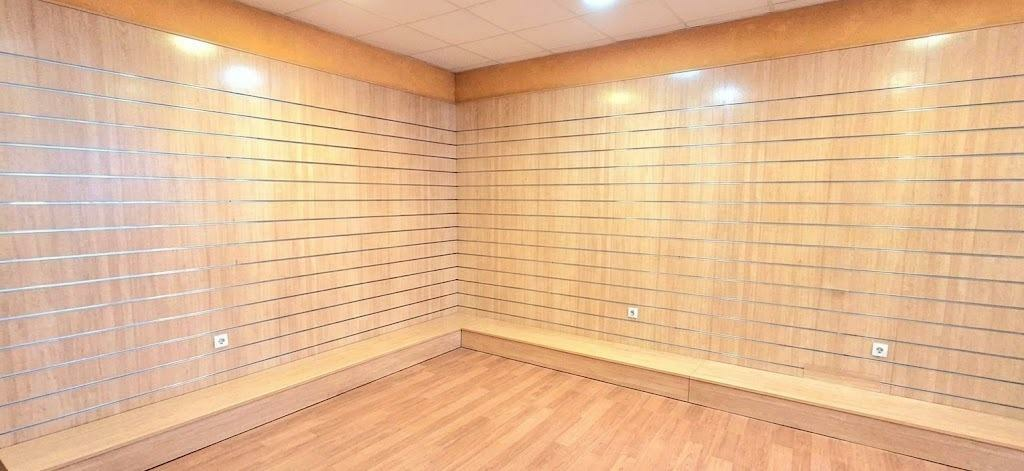 Commercial Unit In Alicante, Spain (84 M²)