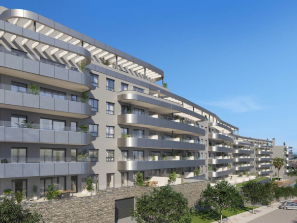 3-bedroom Apartment In Torremolinos, Spain (137 M²)