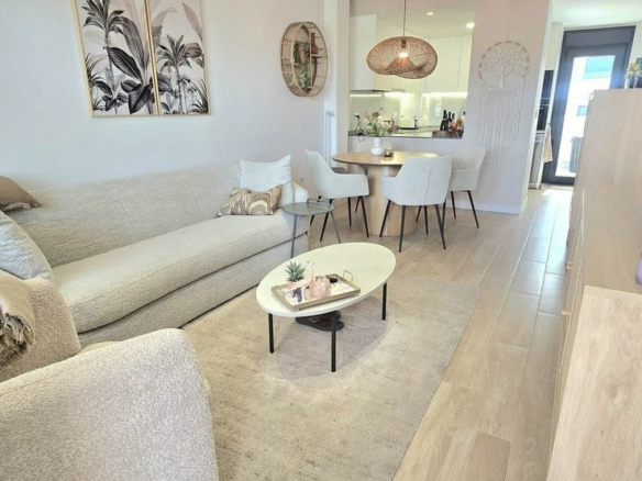 2-bedroom Apartment In Torrevieja, Spain (84 M²)