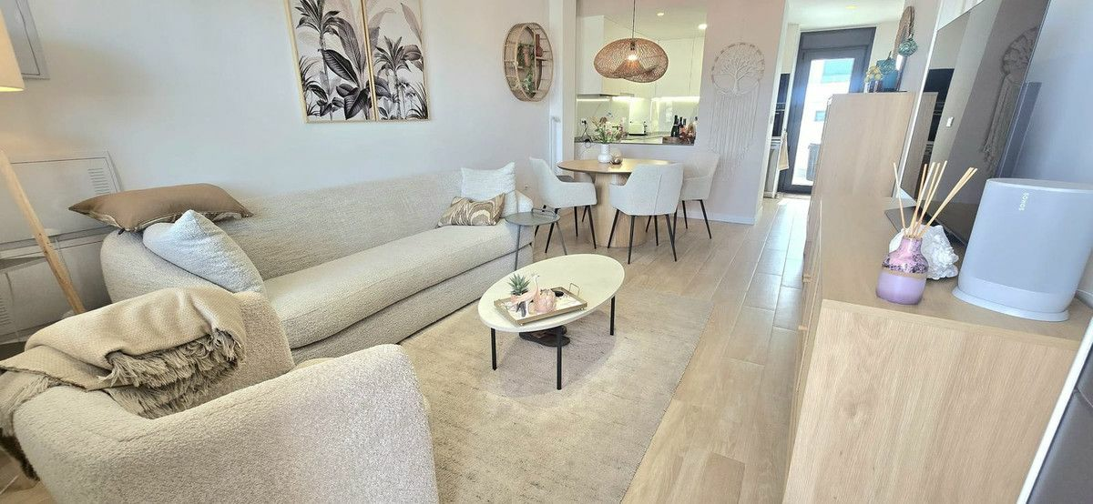 2-bedroom Apartment In Torrevieja, Spain (84 M²)