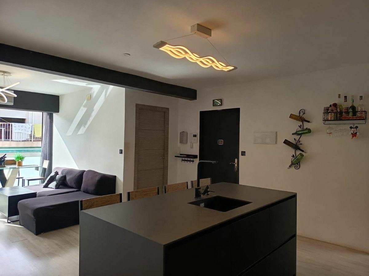 3-bedroom Apartment In Pilar De La Horadada, Spain (82 M²)