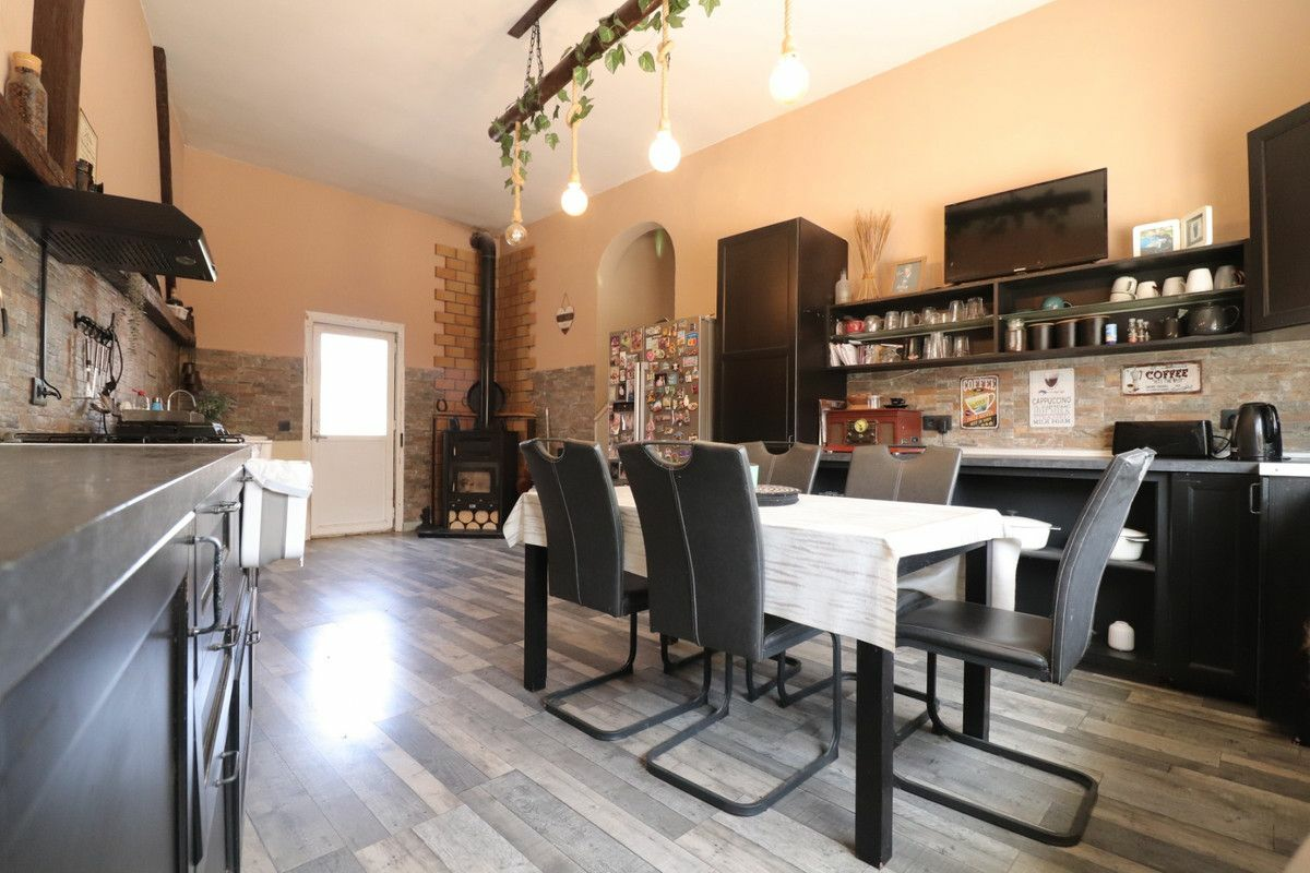 4-bedroom Villa In Benijofar, Spain (151 M²)