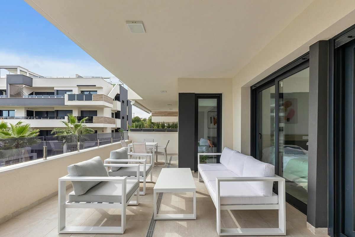 2-bedroom Apartment In Orihuela, Spain (84 M²)
