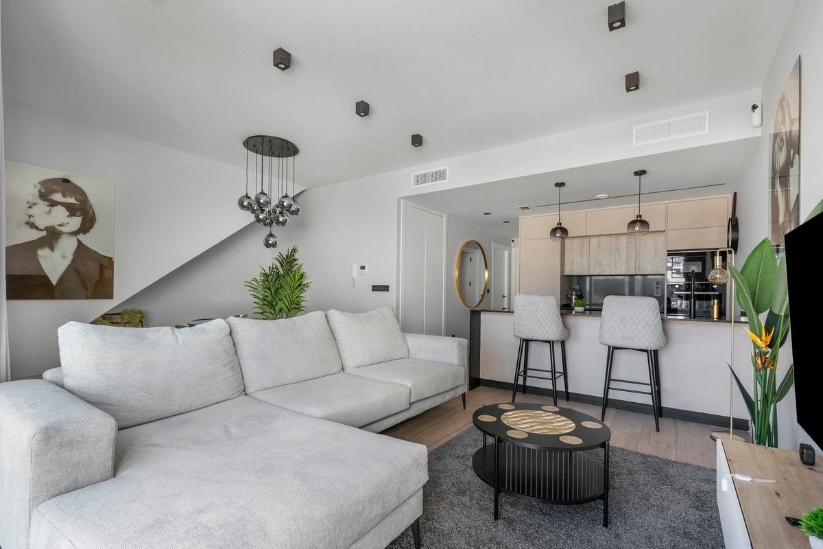 2-bedroom Apartment In Orihuela Costa, Spain (72 M²)