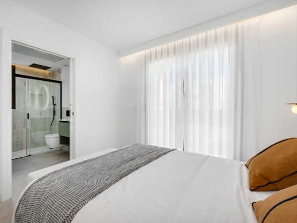 3-bedroom Villa In Mutxamel, Spain (124 M²)