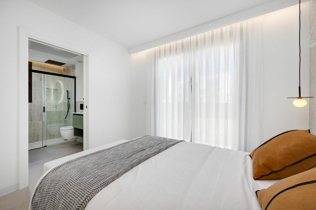 3-bedroom Villa In Mutxamel, Spain (124 M²)