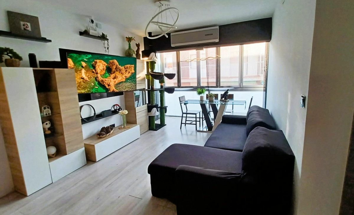 3-bedroom Apartment In Pilar De La Horadada, Spain (82 M²)
