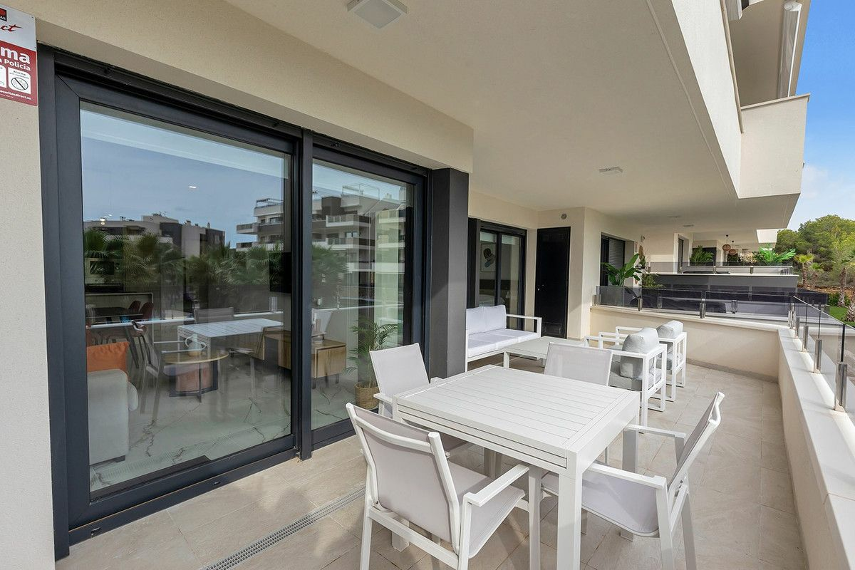 2-bedroom Apartment In Orihuela, Spain (84 M²)