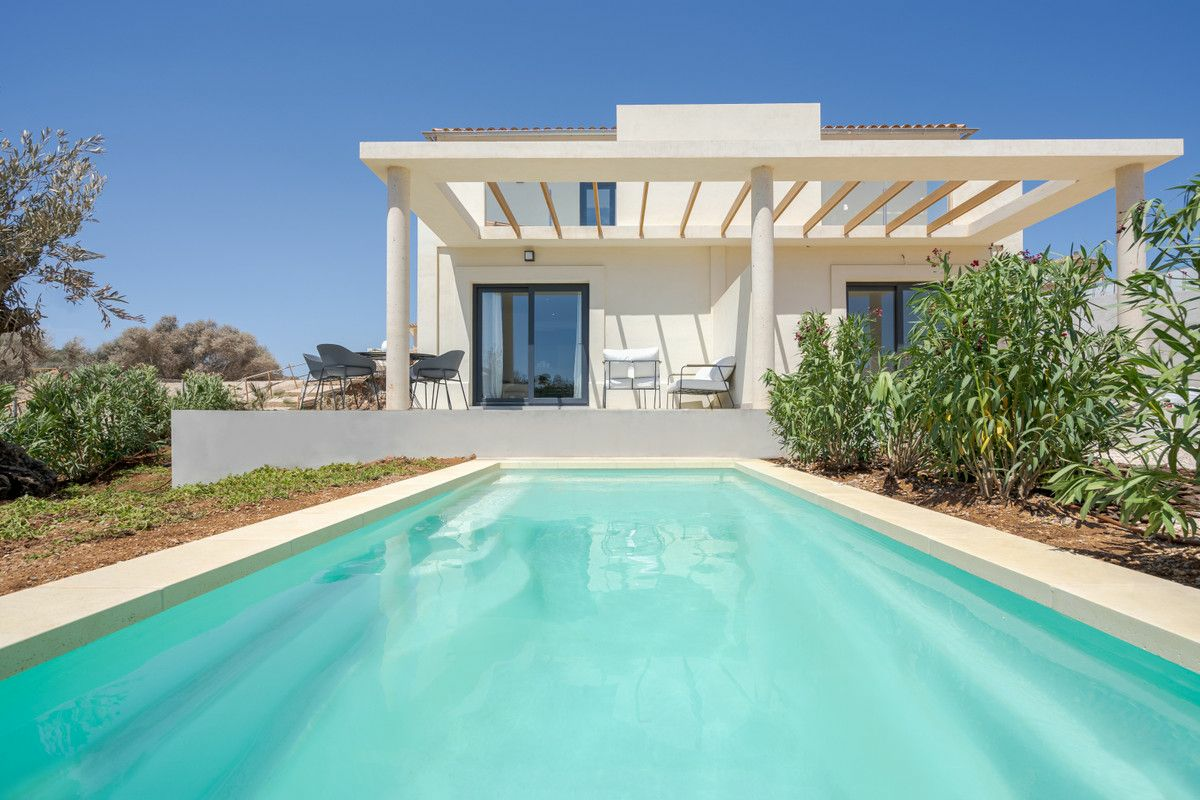 3-bedroom Villa In Manacor, Spain (105 M²)