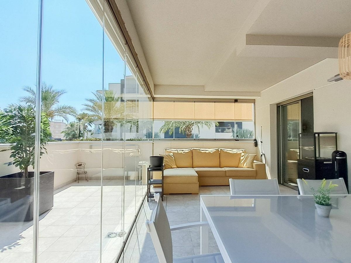 3-bedroom Apartment In Orihuela Costa, Spain (72 M²)